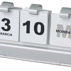 PU-Pen-Holder-Clock